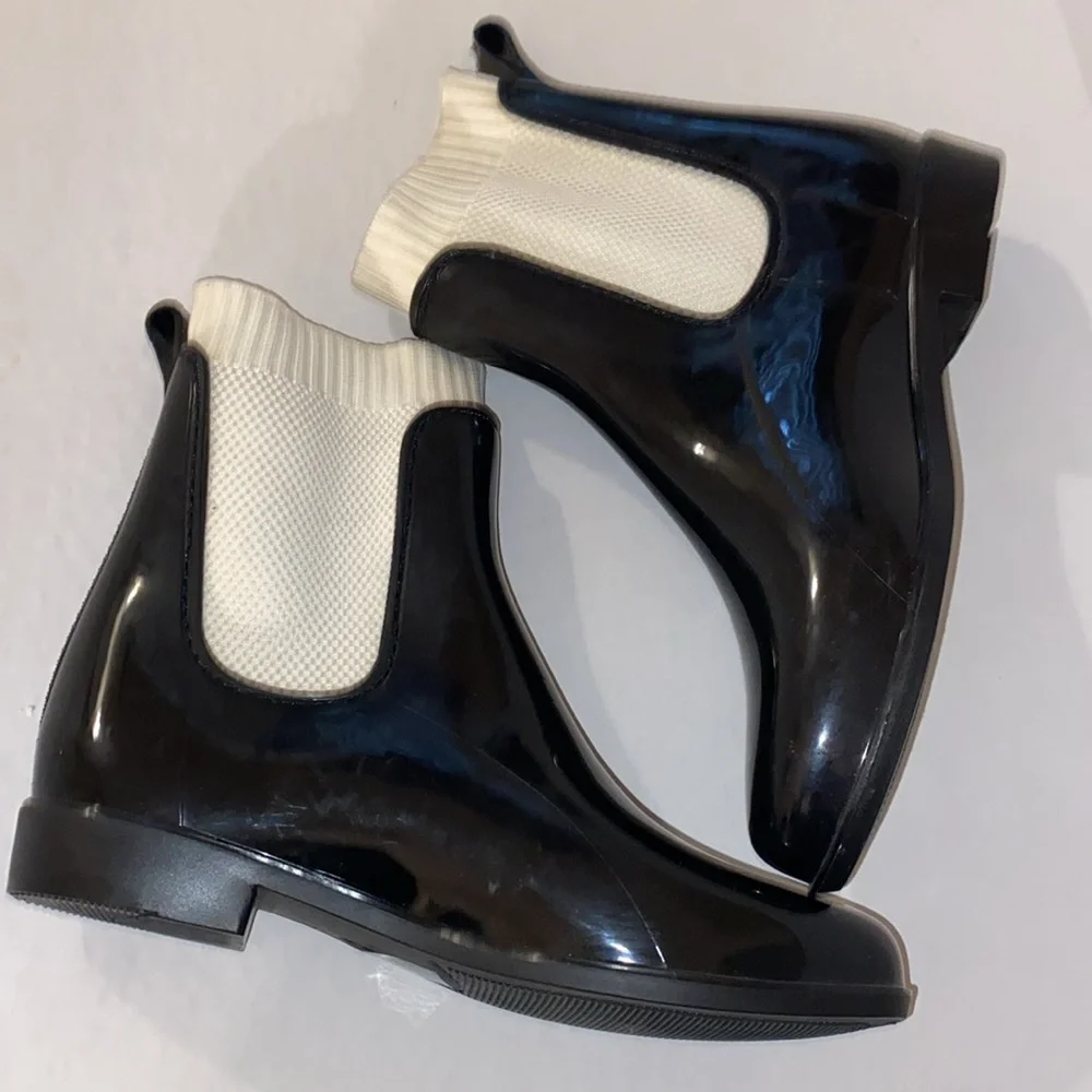 Nautica Women’s Black Rain Boots with Red White & Blue Logo on each Boot Size 7